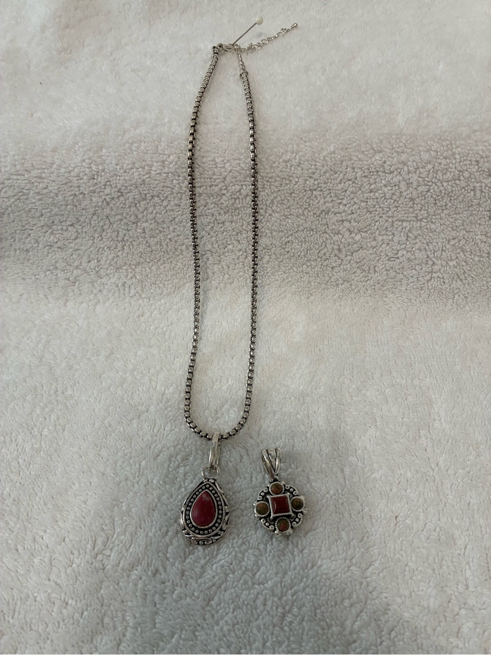 Premier Designs silver-tone teardrop pendant necklace Southwestern